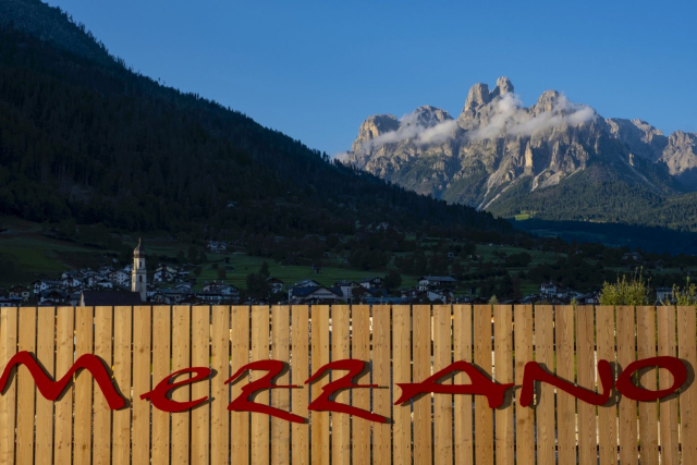 01-Mezzano_ph-www.orlerimages.com_