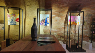 06-Podere-Casanova-Wine-Art-Shop