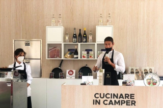 02-Salone-del-Camper-di-Parma_Cucinare-in-camper