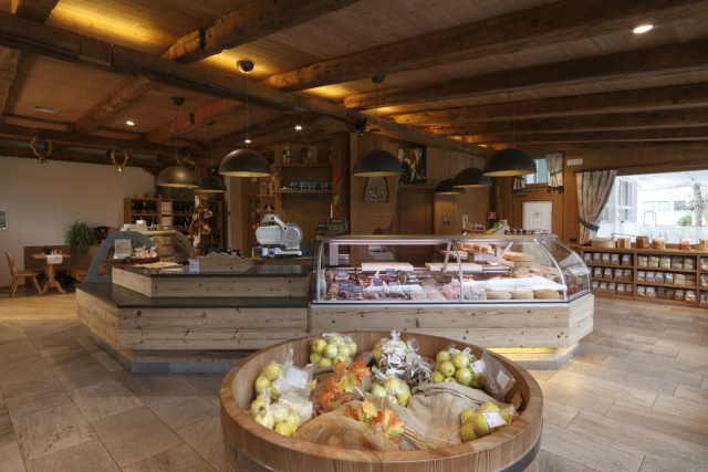 06-Sutrio_Caseificio-Sociale-Alto-But_ph-Primastudio