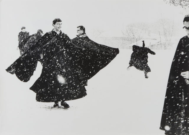 4.-M.Giacomelli_Serie-IO-NON-HO-MANI-CHE-MI-ACCAREZZINO-IL-VOLTO