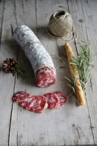 04 Sutrio_Fums, profums, salums