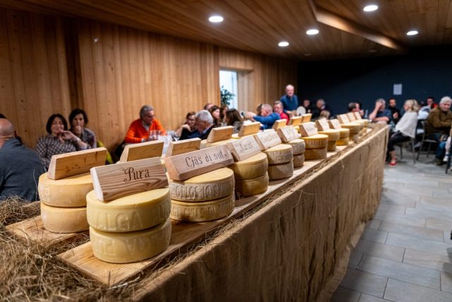 02 Farine di Flor e Formandi 2025_ph D.Blarasin