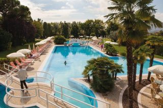 05 ErmitageMedicalHotel_piscina esterna