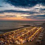 Il 28 luglio l’atteso Dinner Show – A Grado la cucina dell’estate va in scena sulla spiaggia: 23 tappe gourmet al tramonto con Friuli Venezia Giulia Via dei Sapori